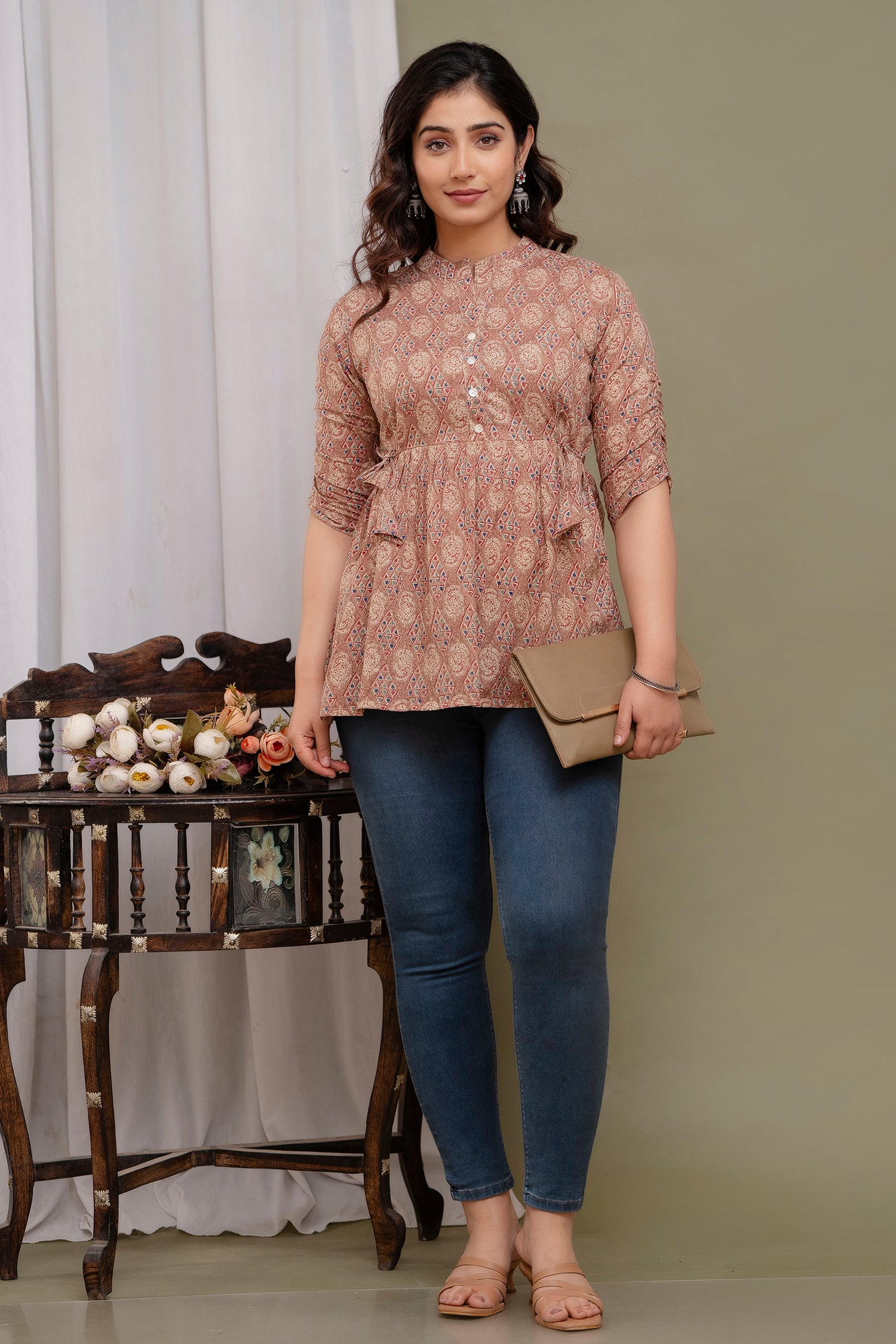 Brown floral cotton printed top