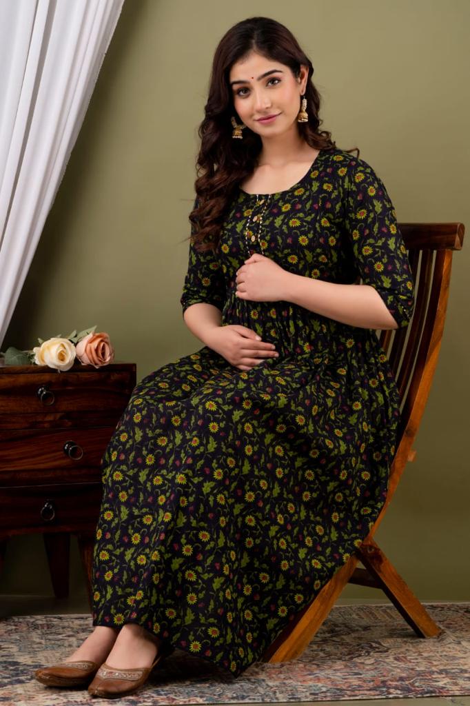 Carry green Cotton printed maternity and feeding kurti