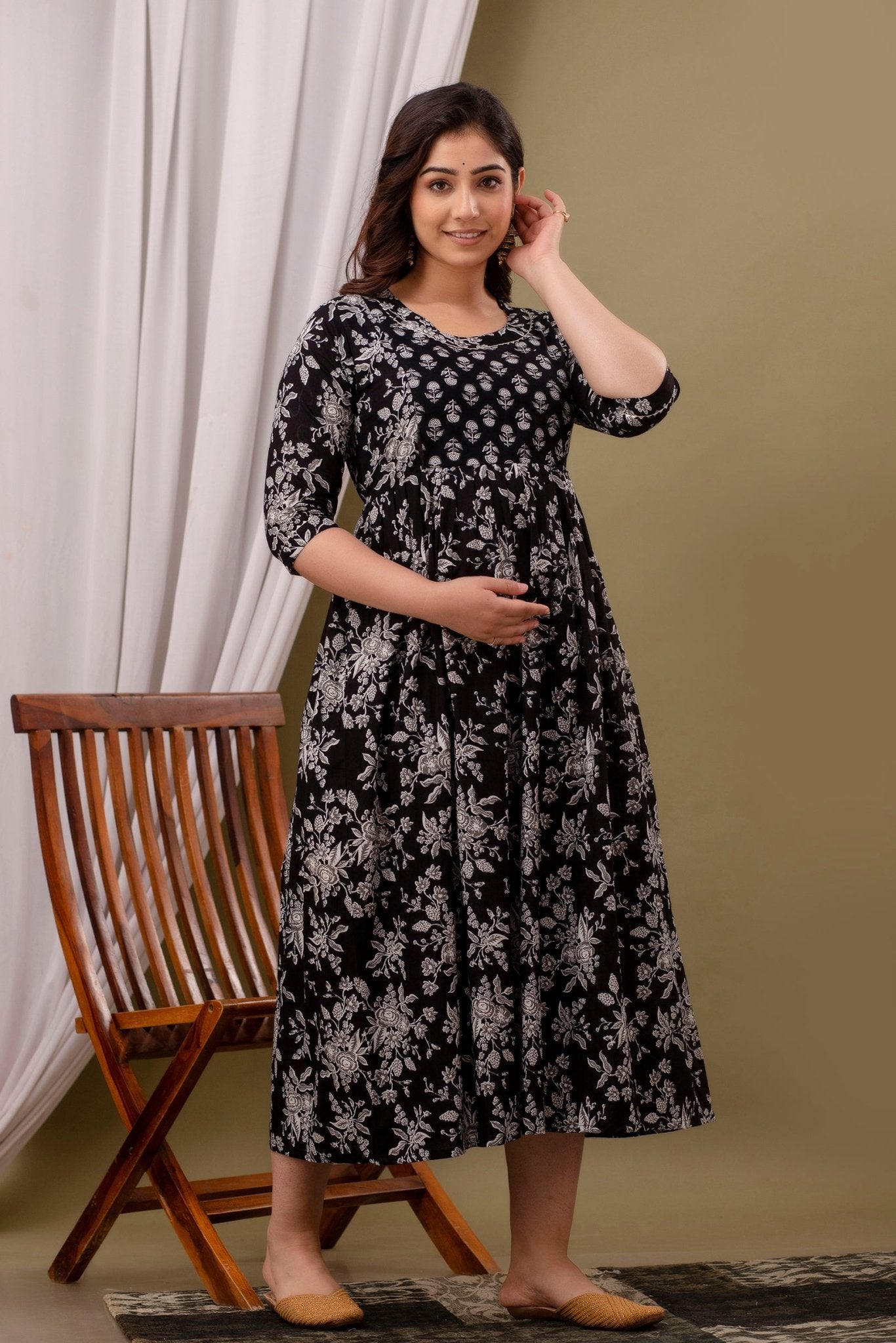 Black Printed Cotton maternity and feeding kurti - Nevisha Style