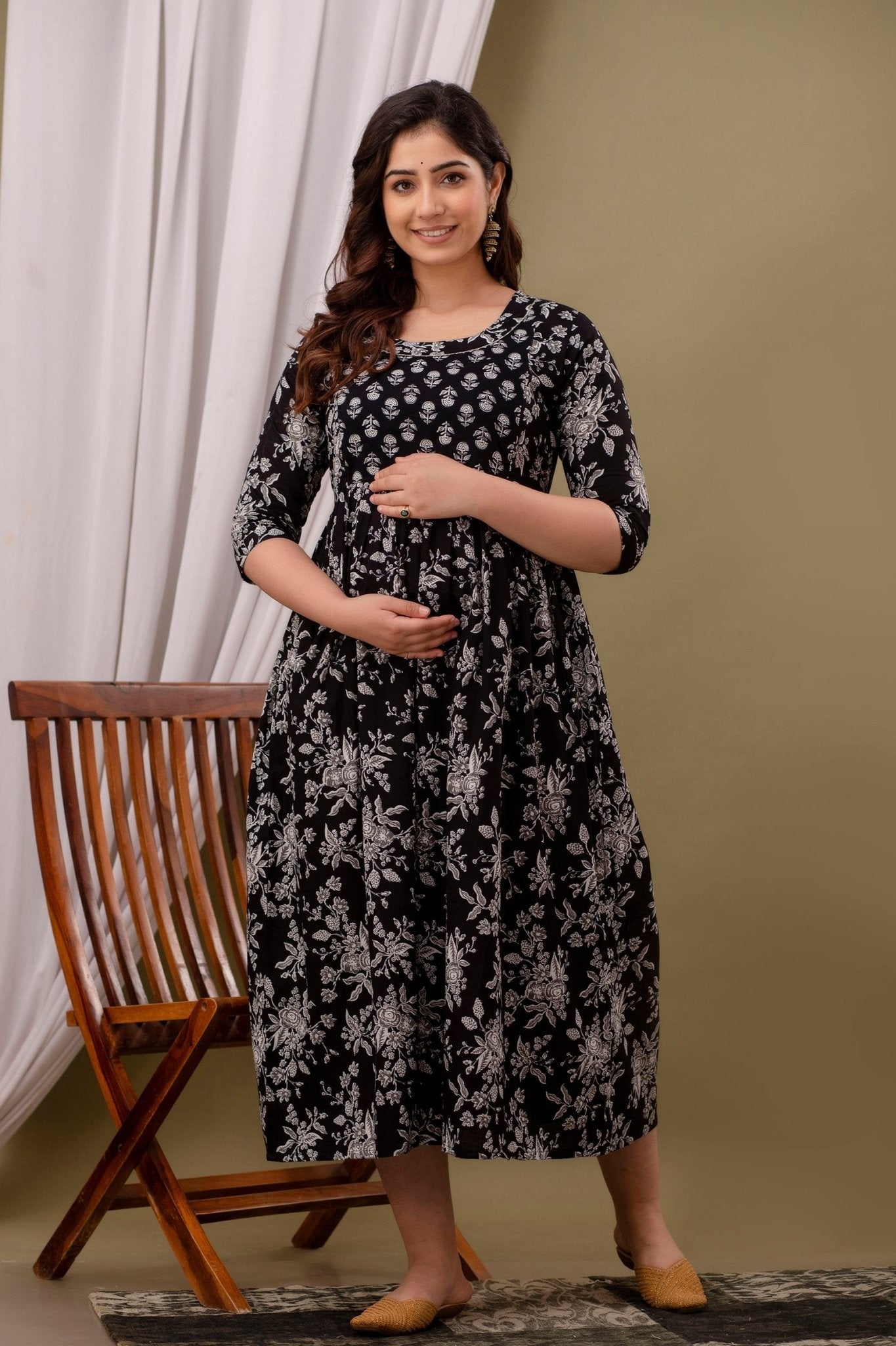 Black Printed Cotton maternity and feeding kurti - Nevisha Style