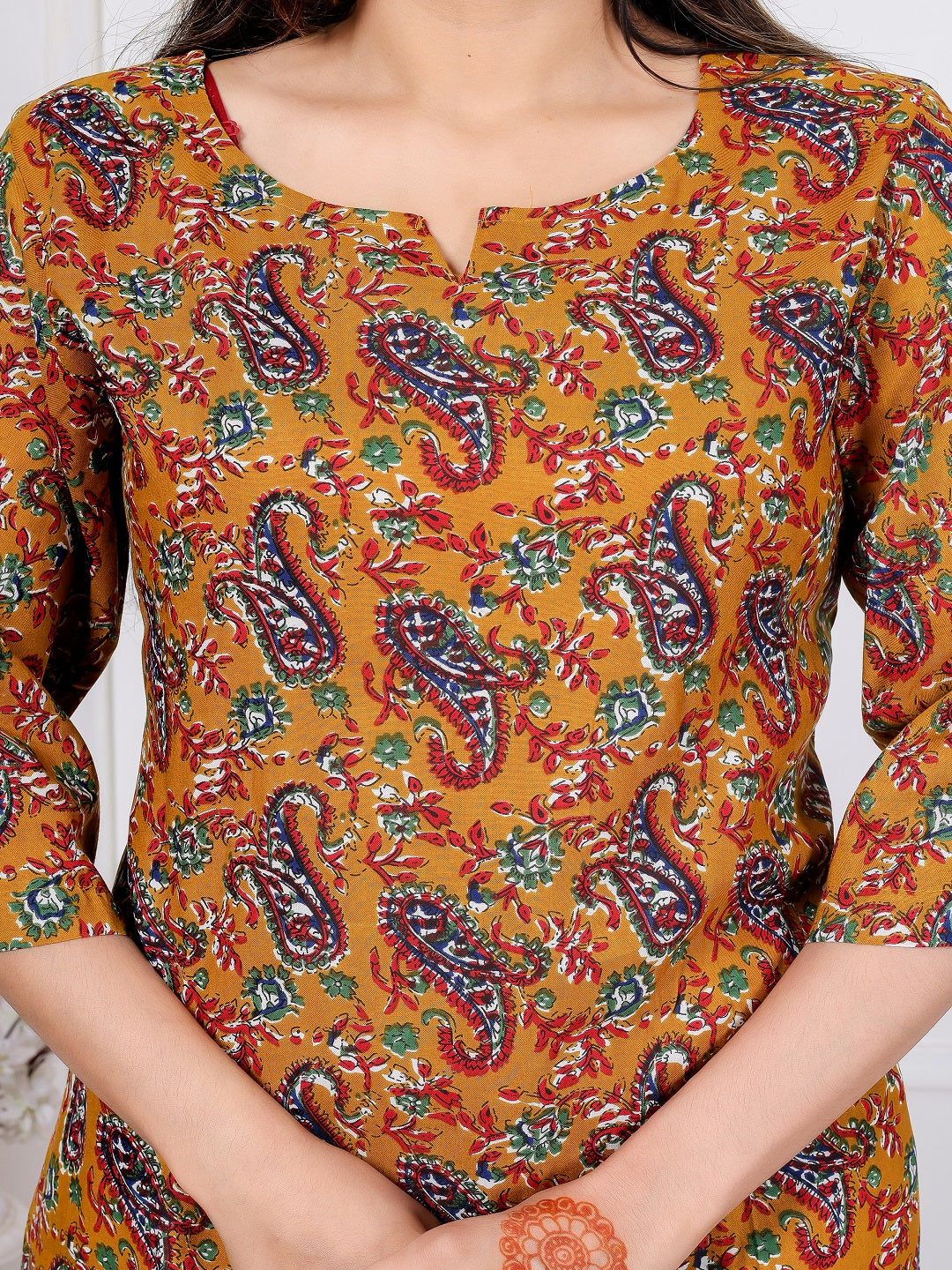 Musterd carry Rayon cord set