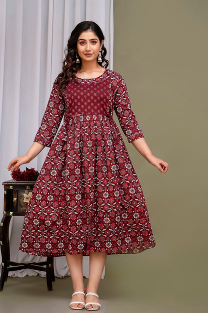 Red bubls cotton maternity and feeding kurti