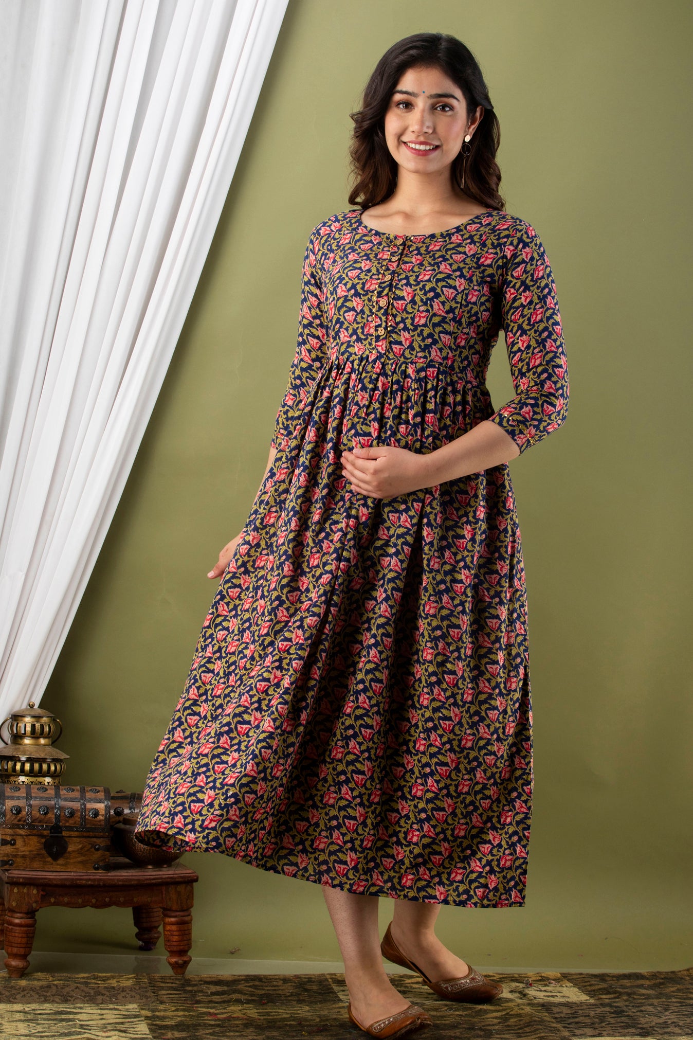 Blue pink flower ful Cotton printed maternity and feeding kurti