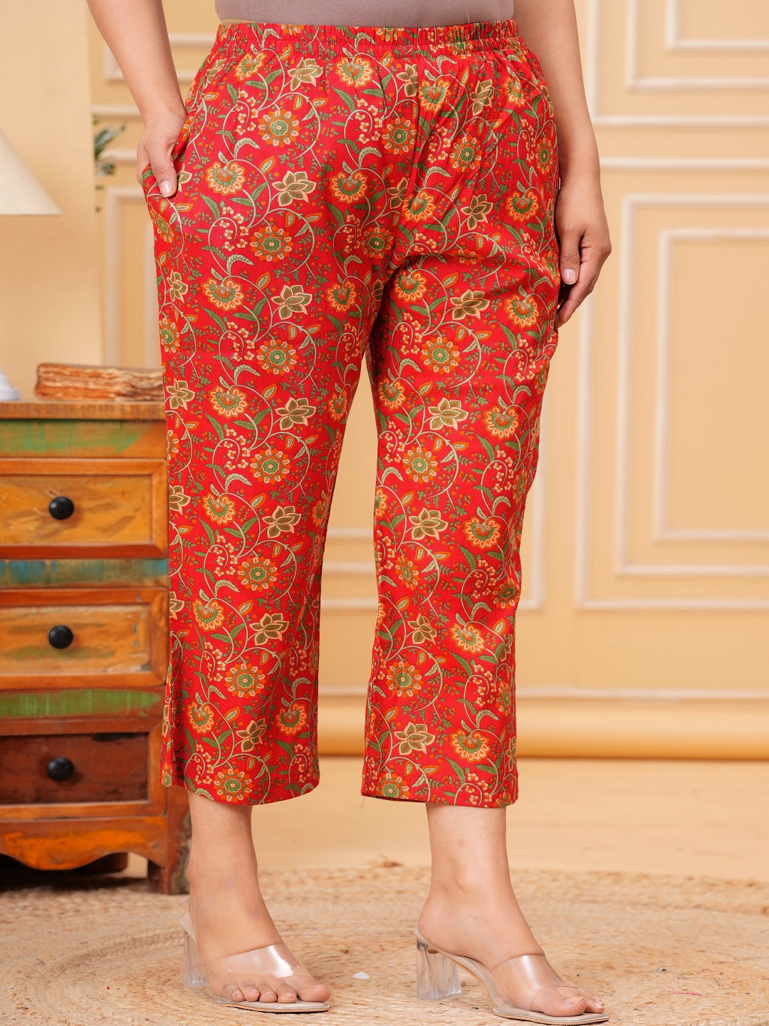 Red flower feeding cord set