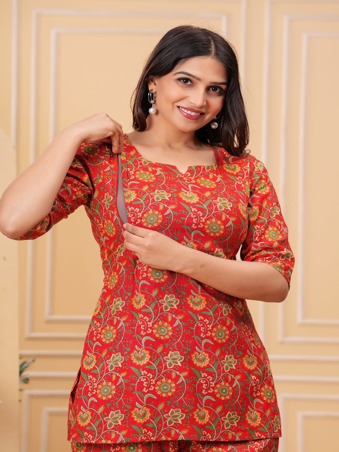 Red flower feeding cord set