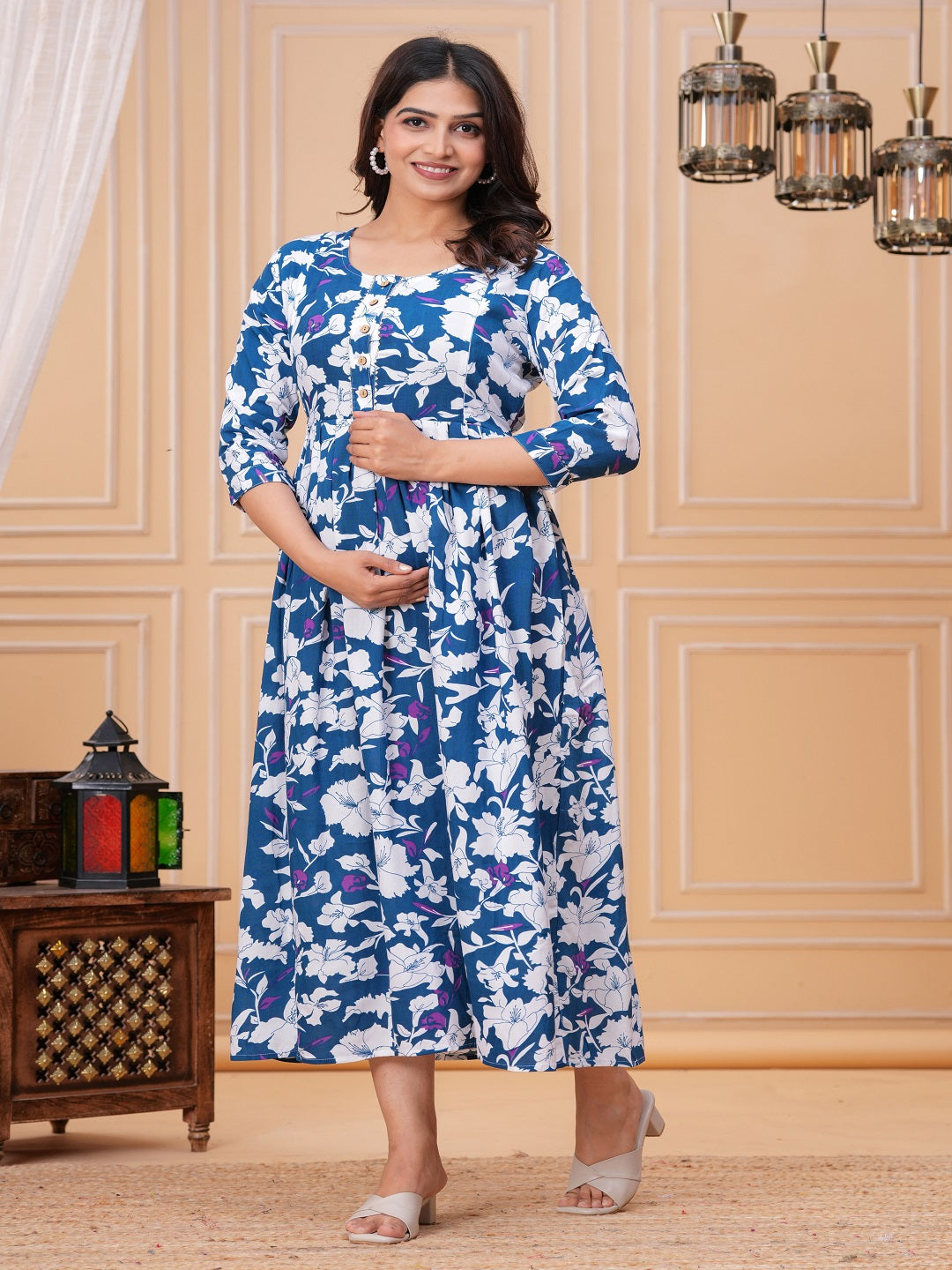 White moon rayon maternity and feeding kurti