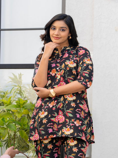 Multi leaves cotton printed cord set